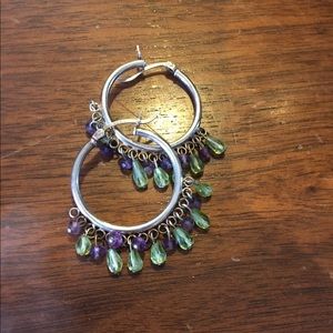 silver hoop earrings with peridot and amethyst